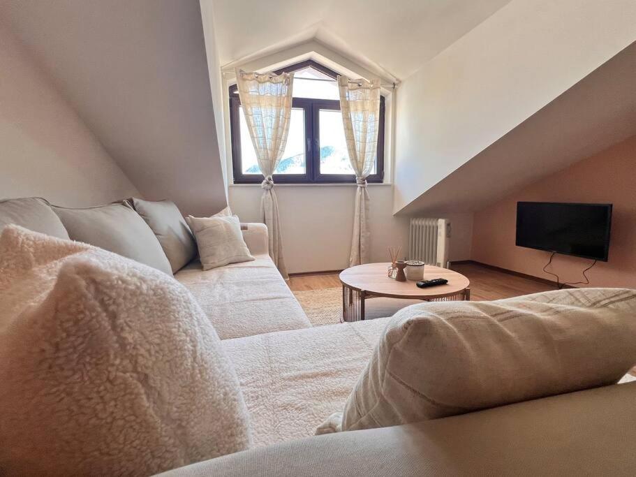 Cozy 1 Bedroom Apartment Next To The Gondola Bansko Exterior foto